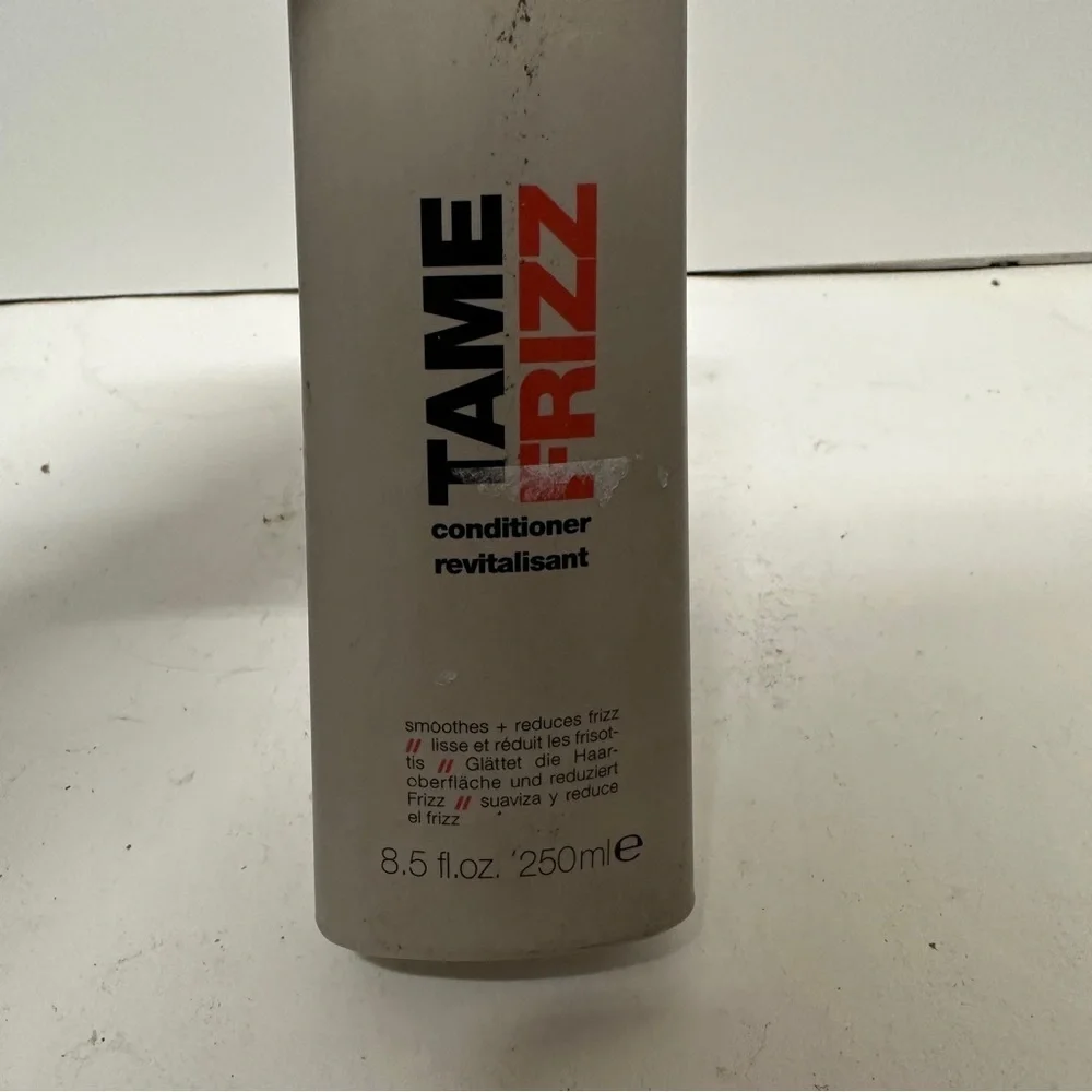 KMS California Tame Frizz Conditioner 8.5 OZ HTF